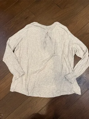 Athleta Light Heather Gray Long Sleeve Ribbed Top Size Large - C30-133 thumbnail 5