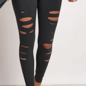 Alo Yoga High Waist Ripped Warrior Legging thumbnail 5