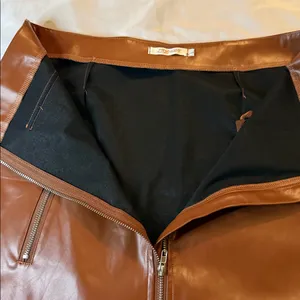Brown Faux Leather Mini Skirt with Zipper Details thumbnail 4