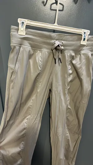 Lululemon pants thumbnail 3