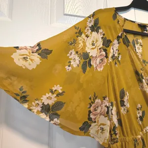 Torrid Floral Chiffon High Low Maxi Dress Flutter Sleeve Gold Size 1 1X No Slip thumbnail 9