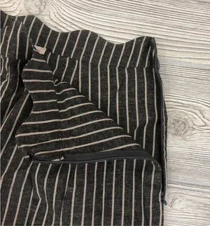 Le Lis Scalloped Striped Shorts Sz M thumbnail 2
