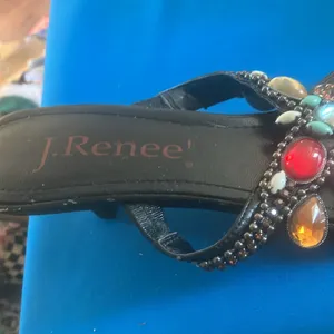 FINAL MARKDOWN J.Renee Women's Black Beaded kitten heel Sandals 6 1/2 thumbnail 3