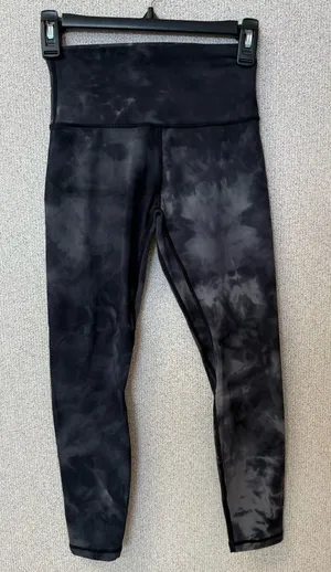 Zyia Active Womens Size‎ 6-8 Gray Midnight Hendrix Brilliant 7/8 Leggings. thumbnail 1