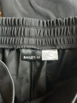 Bailey 44  thumbnail 3