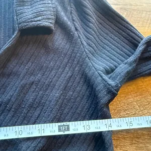 Abercrombie & Fitch Black Ribbed Knit Surplice Crossover Top M Wrap Look thumbnail 6