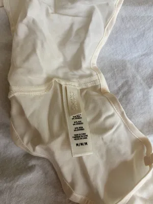 SKIMS Satin Bra thumbnail 3