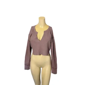 BDG Urban outfitters size medium purple waffle knit long sleeve crop top v-neck thumbnail 4