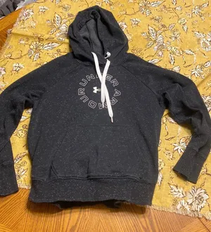Under Armour Hoodie thumbnail 1