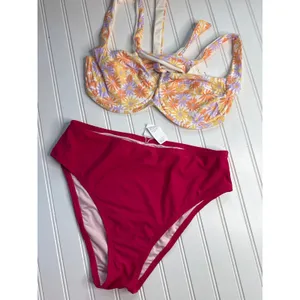 NWT Lot of 3 Bikinis L Space Camellia Top & Cupshe Fresh Cherry Set Size L DD thumbnail 6