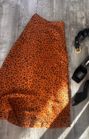 Farm Rio Anthropologie Satin Midi Skirt Leopard Print Size XS thumbnail 2