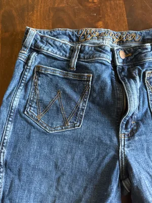 Wrangler Jeans Bell Bottom thumbnail 7