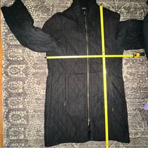 Barbour Women’s Size 8 Black Cashmere Touch Classic Mid Length Quilted Jacket thumbnail 9
