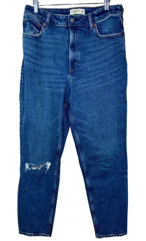 Abercrombie & Fitch Curve Love Mom High Rise Denim Distressed Jeans Size 30 10 L thumbnail 1