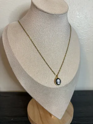 Handmade Gold/Black Cameo Necklace thumbnail 3