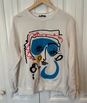 Zara White‎ Sweatshirt Size Small thumbnail 1