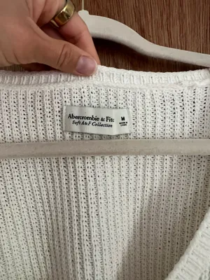Abercrombie and fitch knit cropped sweater thumbnail 3