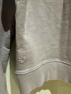 Athleta Gray Crewneck Pullover Sweatshirt thumbnail 4