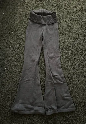 Edikted Viral Blue Fold over Sweater Pants thumbnail 1