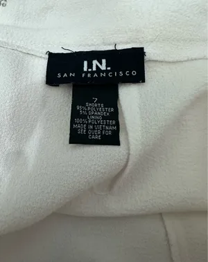 I.N. San Francisco Skort is a junior size 7. thumbnail 10