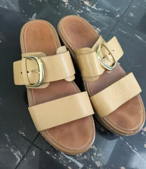 Fitflop Leather Buckle Slides Size 9 thumbnail 1