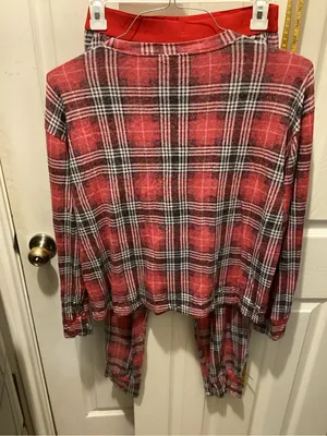 PINK Victoria's Secret Red Plaid Long Sleeve Pajama Set thumbnail 4