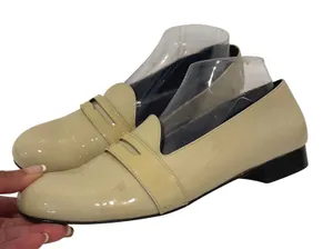 Minhk Patent Leather Penny Loafers Wmn Cream Preppy Almond Toe Slip On Shoes 8.5 thumbnail 1