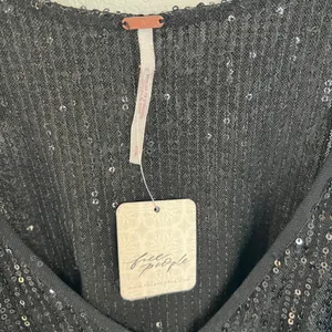 Free People Black Sequin Layered Spaghetti Strap Top Size Small NWT thumbnail 3