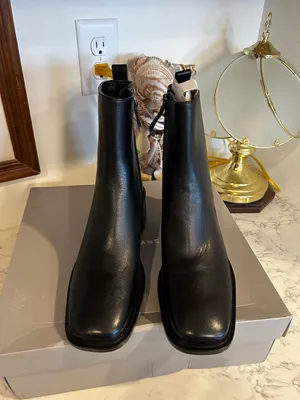 NWT Everlane The City Boot Black‎ Leather Heeled Ankle Bootie Size 7 thumbnail 3