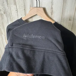 Lululemon Black Crewneck Sweatshirt Womens Size 6 thumbnail 5
