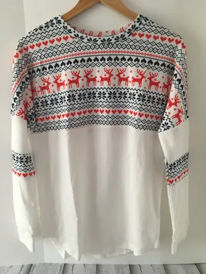 Christmas Sweater, Medium 🎄 thumbnail 1