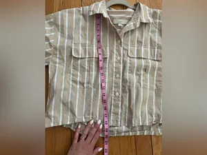 LOFT Cropped Button Down Cotton Blouse Size Small thumbnail 11