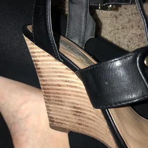 MOVING SALE!! Steve Madden wedges thumbnail 4