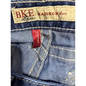 BKE Buckle Jeans Madison Bootcut Stretch Women's 28x33.5 Dark Blue Whiskering thumbnail 3