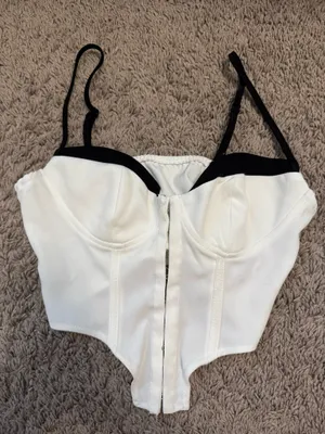 Princess Polly Unique White and Black Corset Going Out Top thumbnail 1
