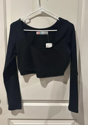 Long Sleeve thumbnail 1
