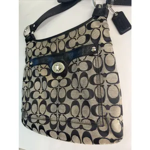 Coach Penelope F15513 Signature Y2K Turnlock Crossbody Shoulder Bag Black thumbnail 4