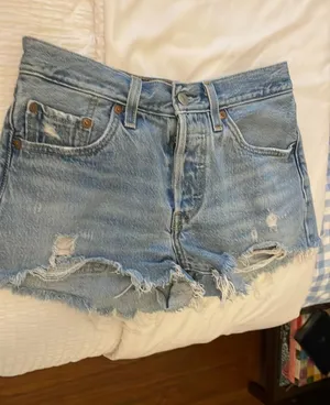 Levi’s 501 Shorts thumbnail 1