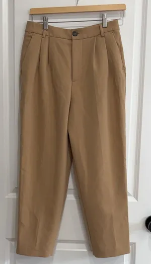 Zara Women’s‎ Khaki Chinos thumbnail 1
