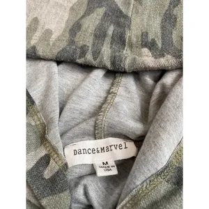 Womens Dance & Marvel camo cropped‎ hoodie green size M thumbnail 3