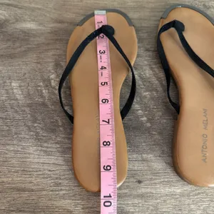 Antonio Melani Black Sandals Flip Flops No Size See Measurements thumbnail 6