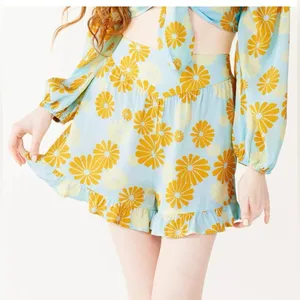 Boho Floral High Waist Ruffle Shorts festival romantic summer M thumbnail 1