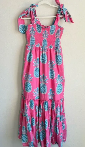Crown & Ivy Women’s Dress M Pink Blue Pineapple Swiss Dot Smocked Maxi Beach thumbnail 6
