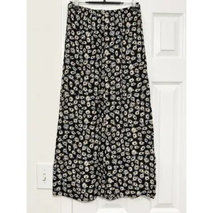 Free People Black Daisy Floral Button Front Maxi Skirt Blue Cream XS thumbnail 2
