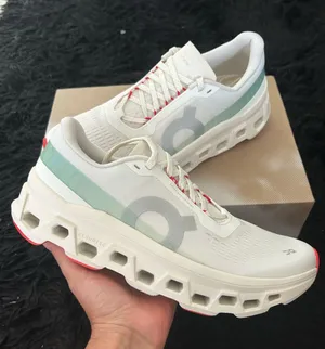 ON CLOUDMONSTER athletic training running lace up shoes sneakers women’s 9 new thumbnail 1