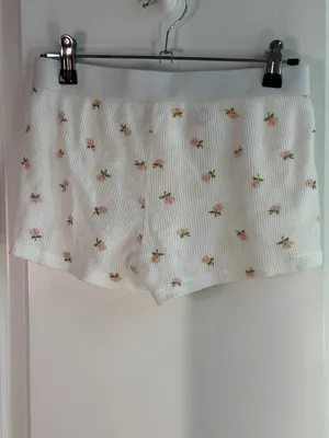 NWOT Brandy Melville Floral Thermal Button-Front Boxer Shorts thumbnail 3