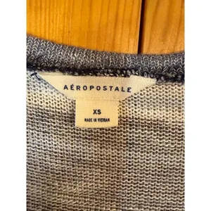 Aeropostale Women's Blue White Striped Knit Lightweight Sweater Size XS (7444) thumbnail 3