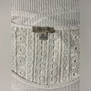 LUCKY BRAND Thermal Henley w/Crochet Detail & split lower back overlap- NICE ONE thumbnail 7