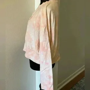 Guess Pink Acid Wash Cropped Sweatshirt thumbnail 4