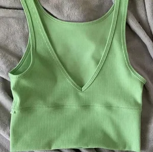 Lululemon Power Pivot Tank thumbnail 1